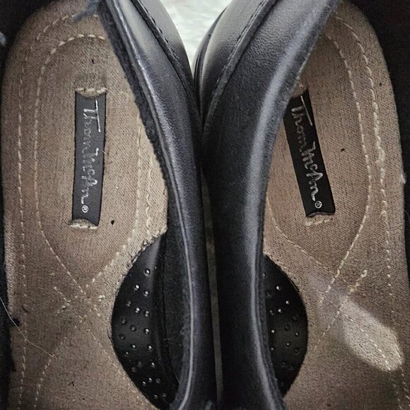 Thom McAn Hilliard Black Leather Wedge Mary Janes Size 10W - Picture 12 of 14